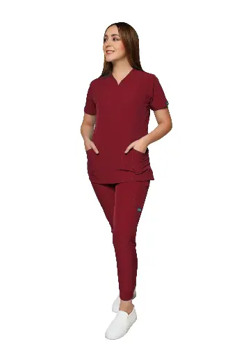 CONJUNTO EV-24 KITTY CON PANTALÓN JOGGER DAMA
